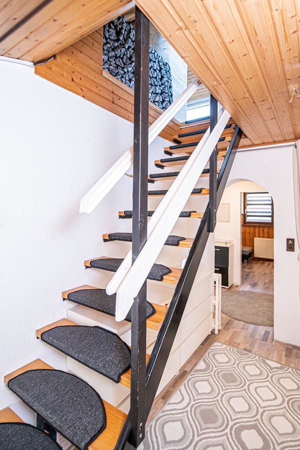 DG_Treppezum_Spitzboden