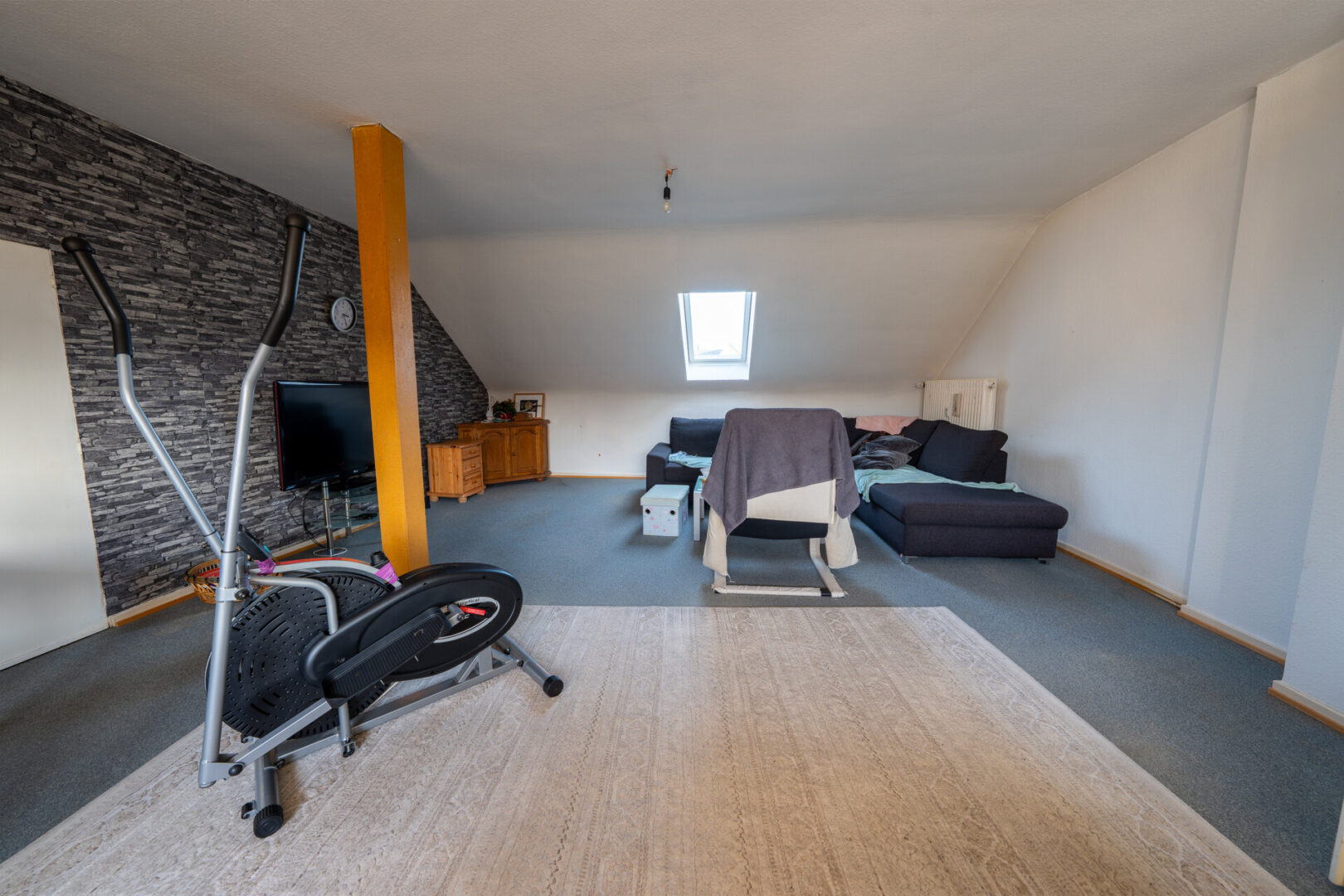 Dachgeschosswohnung (Nr.9)